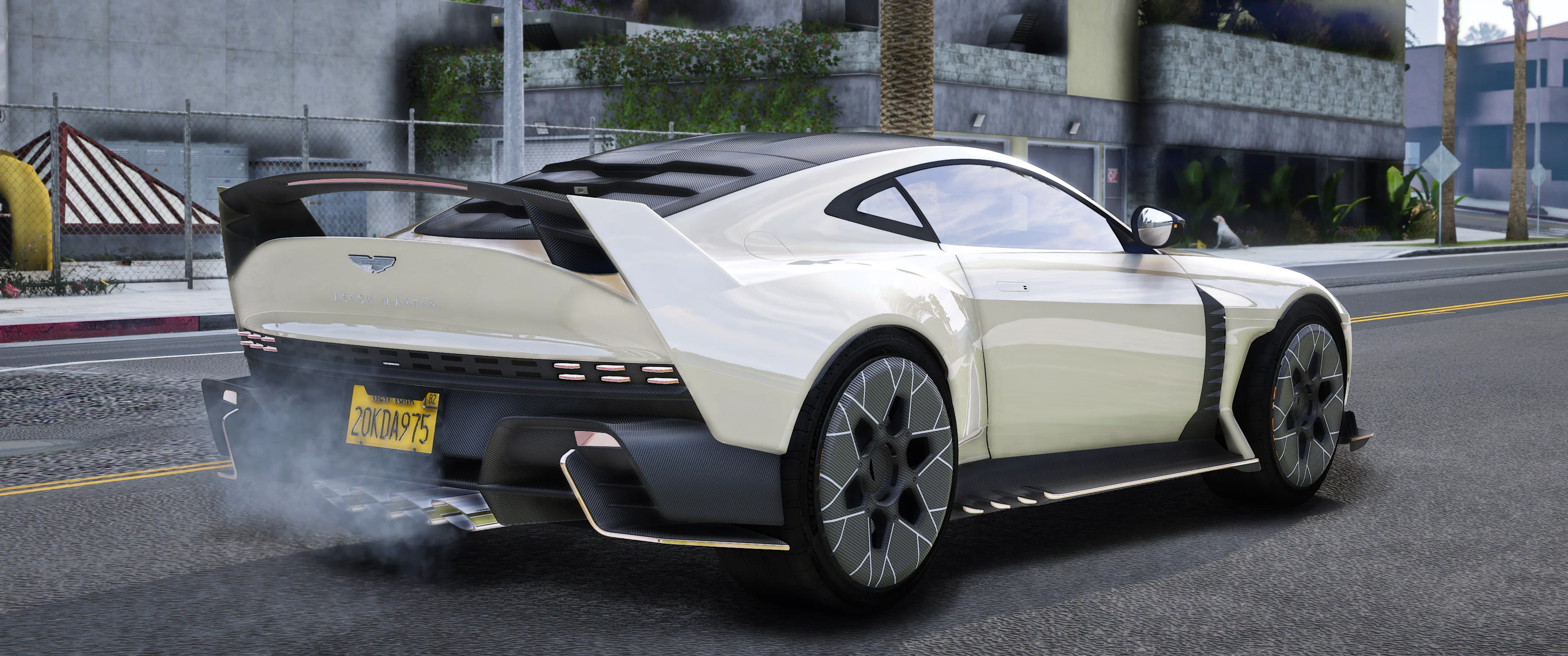 2025 Aston Martin Valiant - Image 2