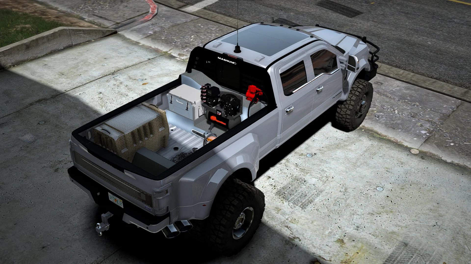 Custom F350 Dually - Image 2