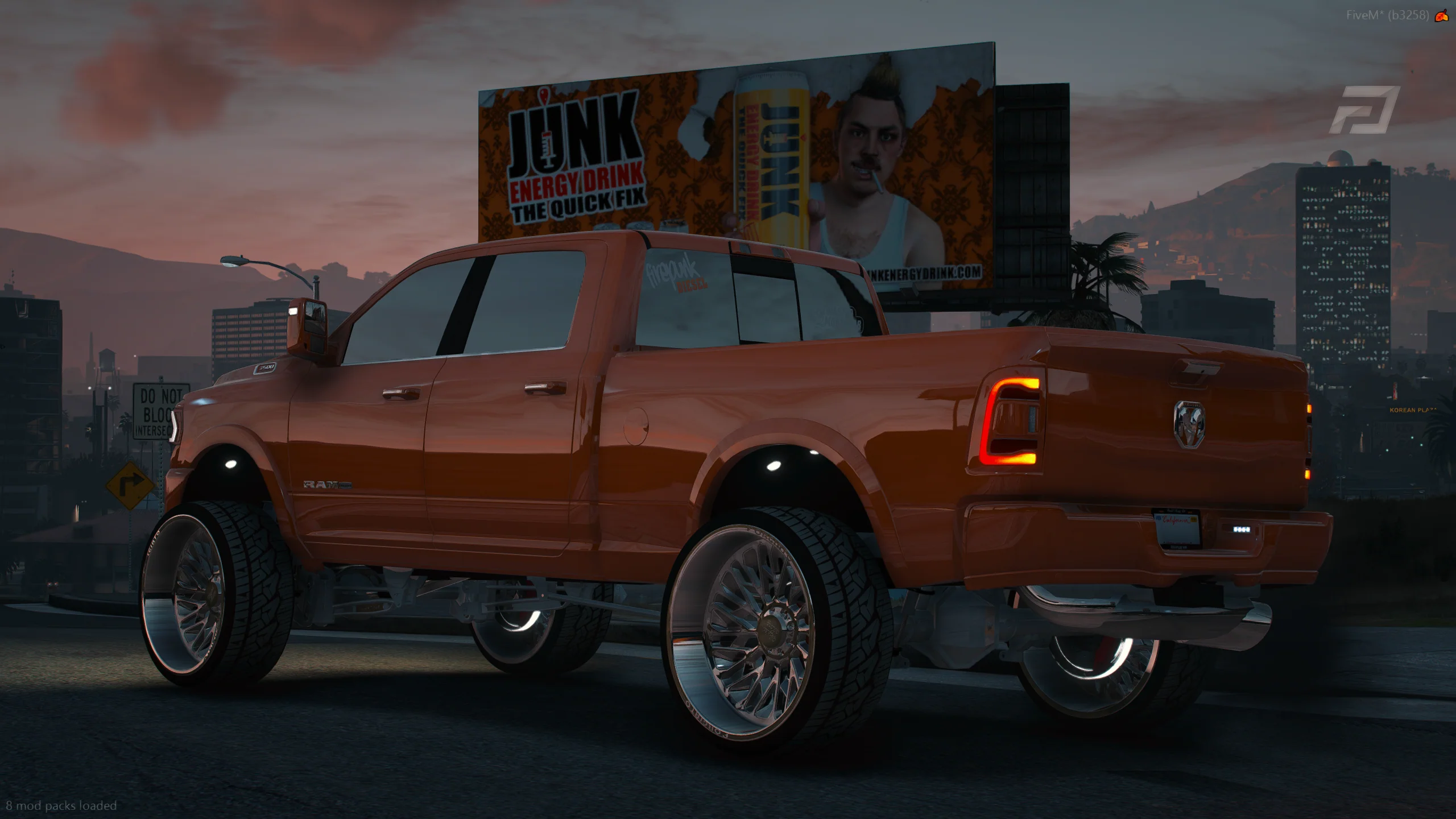 Dodge Ram 3500 Heavy Duty - Image 2