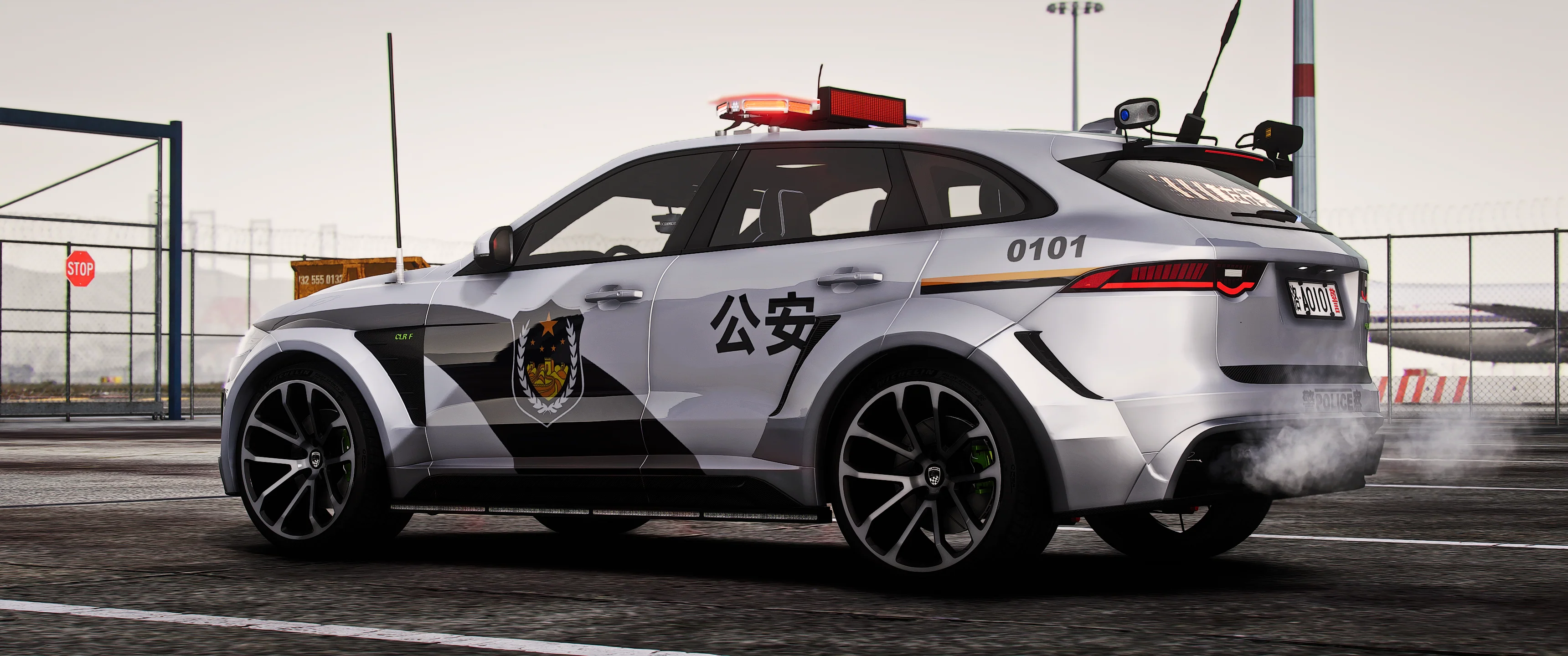 [ELS] Jaguar F-Pace National Police - Image 2