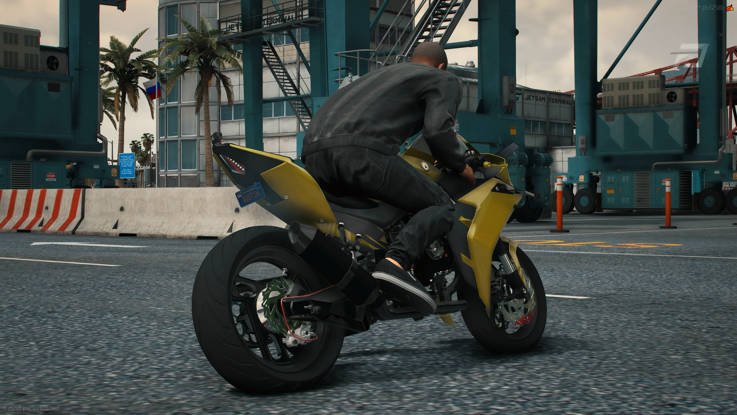 (Lore Friendly) YRM-1000 Racer - Image 3