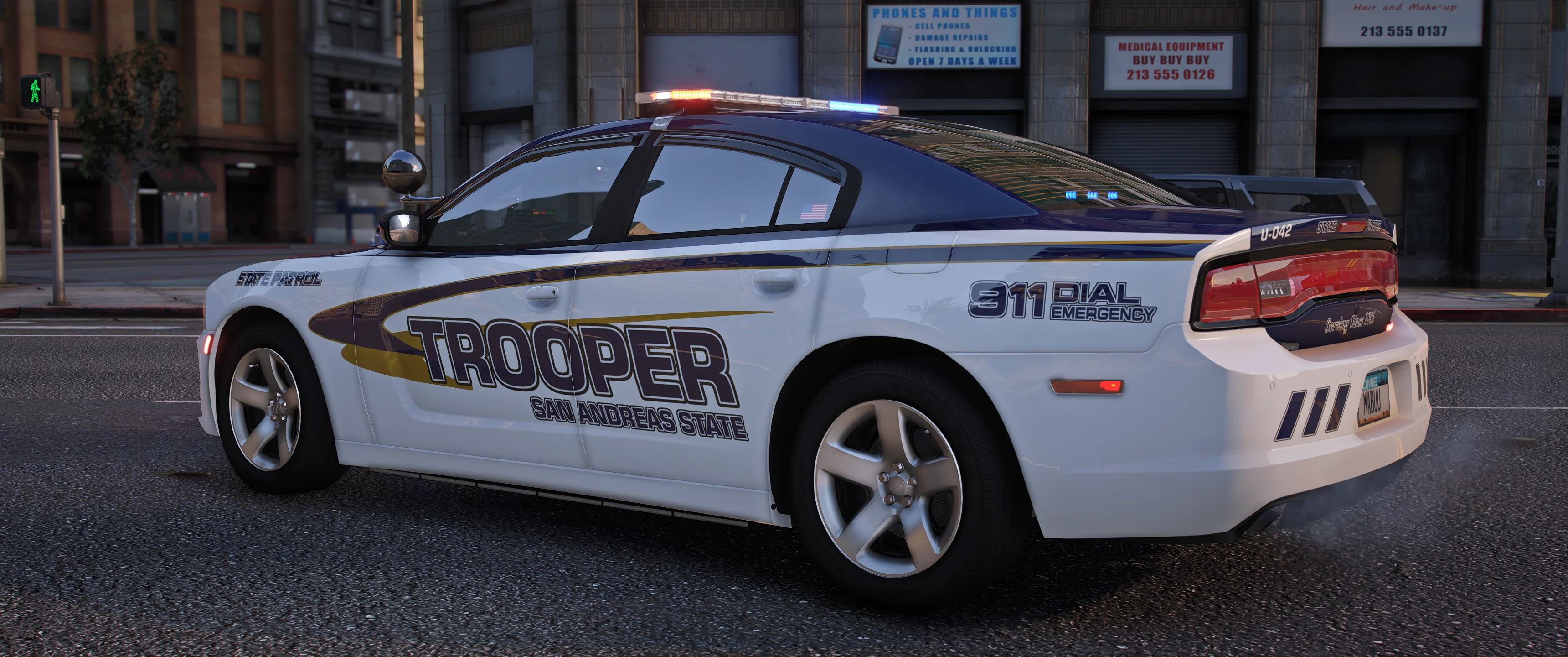 [Non ELS] Dodge Charger 2014 Police - Image 2