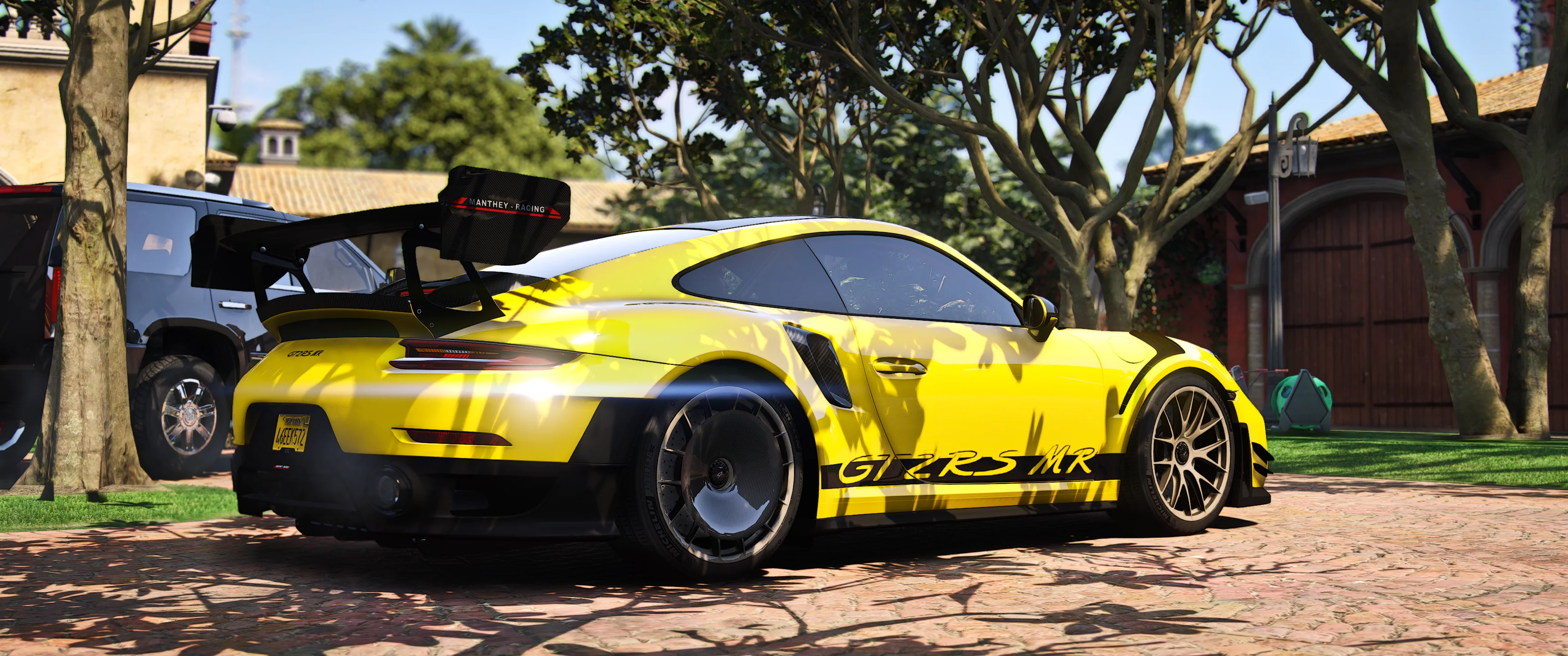 Porsche GT2 RS MR - Image 2