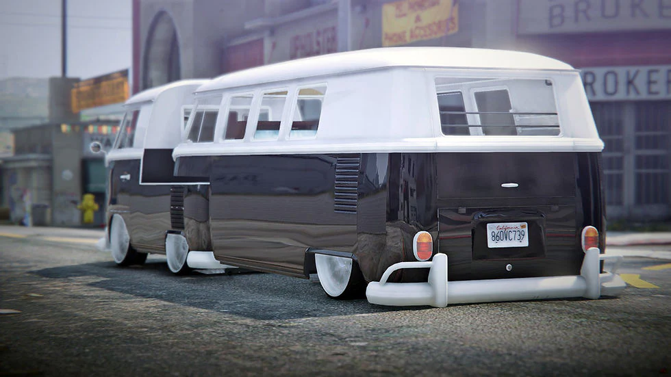 VW T1 with Trailer - Image 2